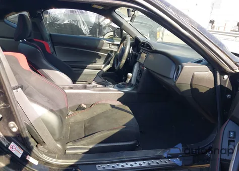 2015 Scion Fr-S Base (A6) from USA, damaged, VIN JF1ZNAA18F8705683